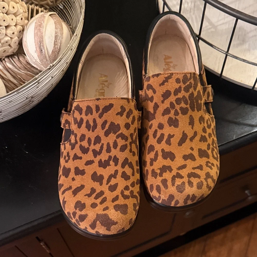 Alegria Kids Leopard Print Slip-On Moccasins - Brown